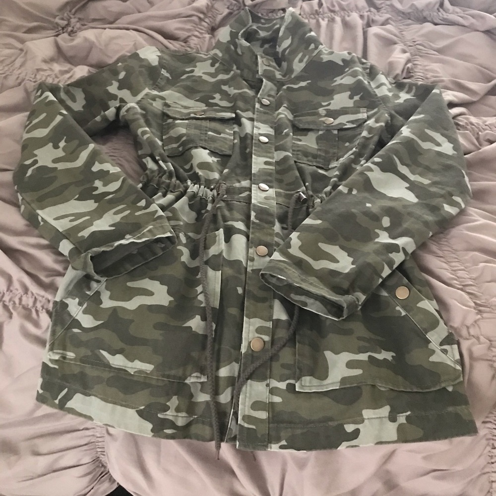 Camo Drawstring Jacket - image 1